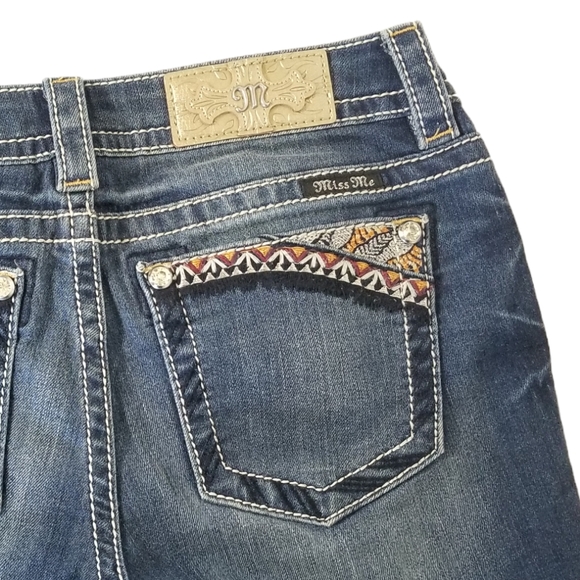 MISS ME Signature Boot Denim Jeans Size 27 Embroidered Rhinestone Bling - Picture 6 of 15